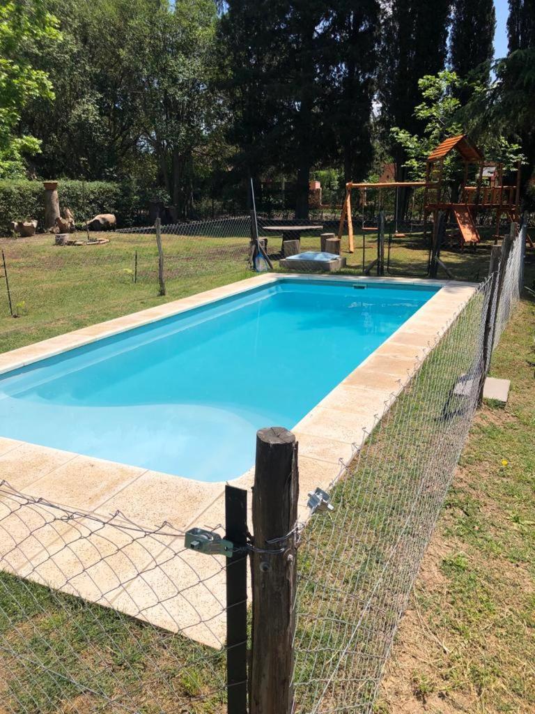 Villa Ezeiza Quinta Cedro Azul 10 Min Del Aeropuerto Exterior foto